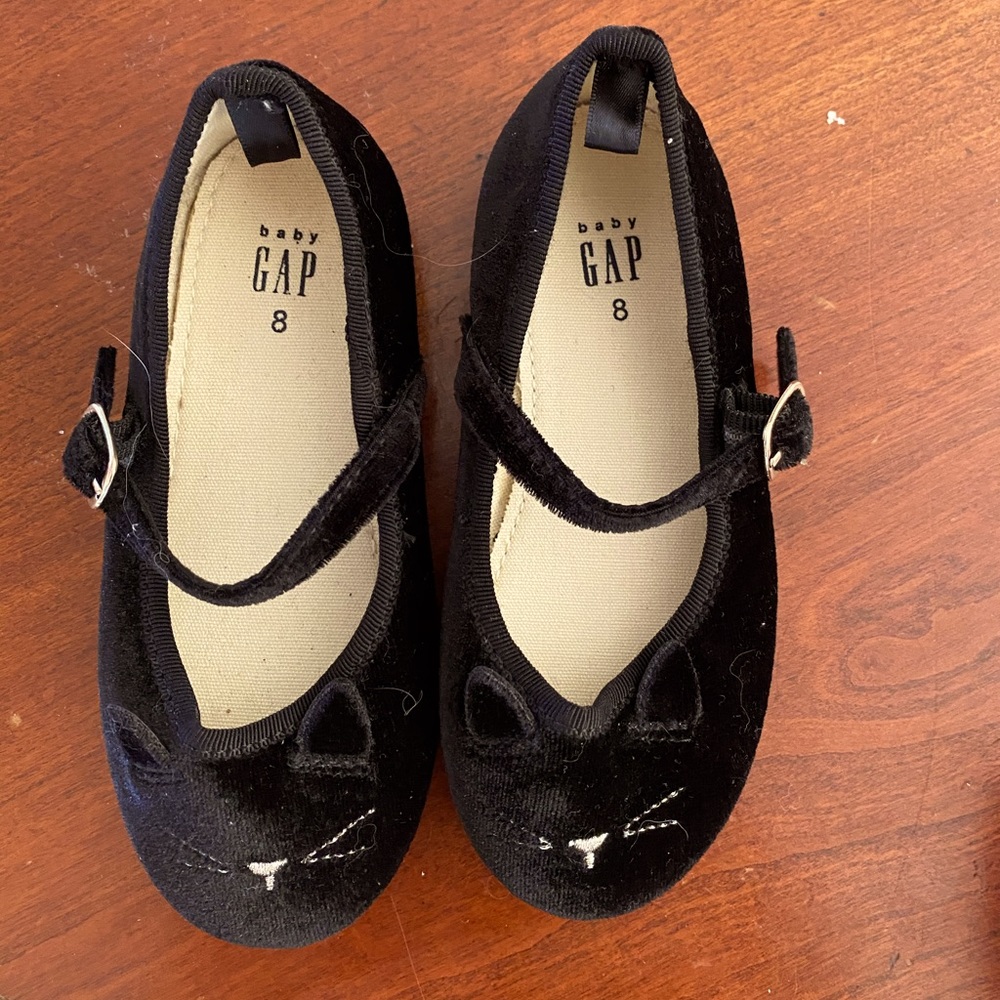 Gap kitty girls toddler shoe size 8